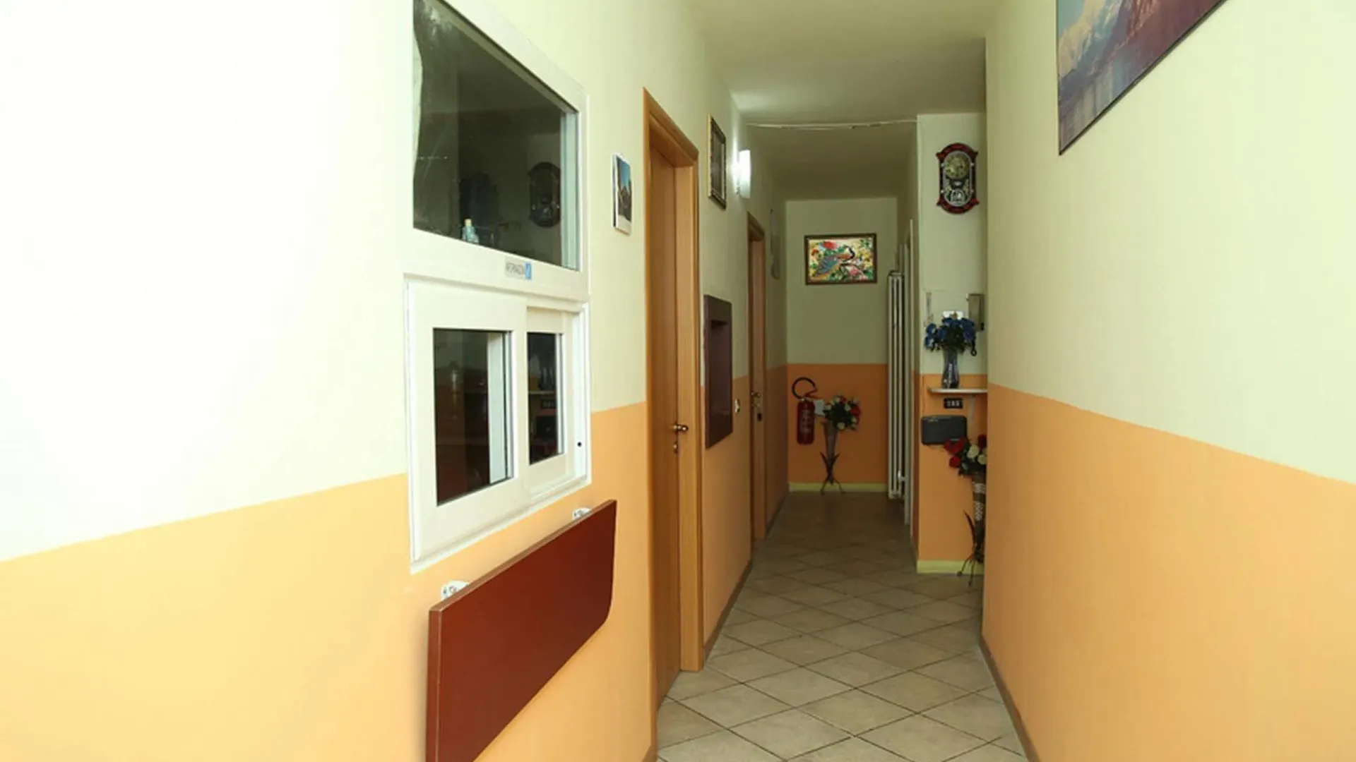 Guest house Lovely House Hotel Milan Italy
